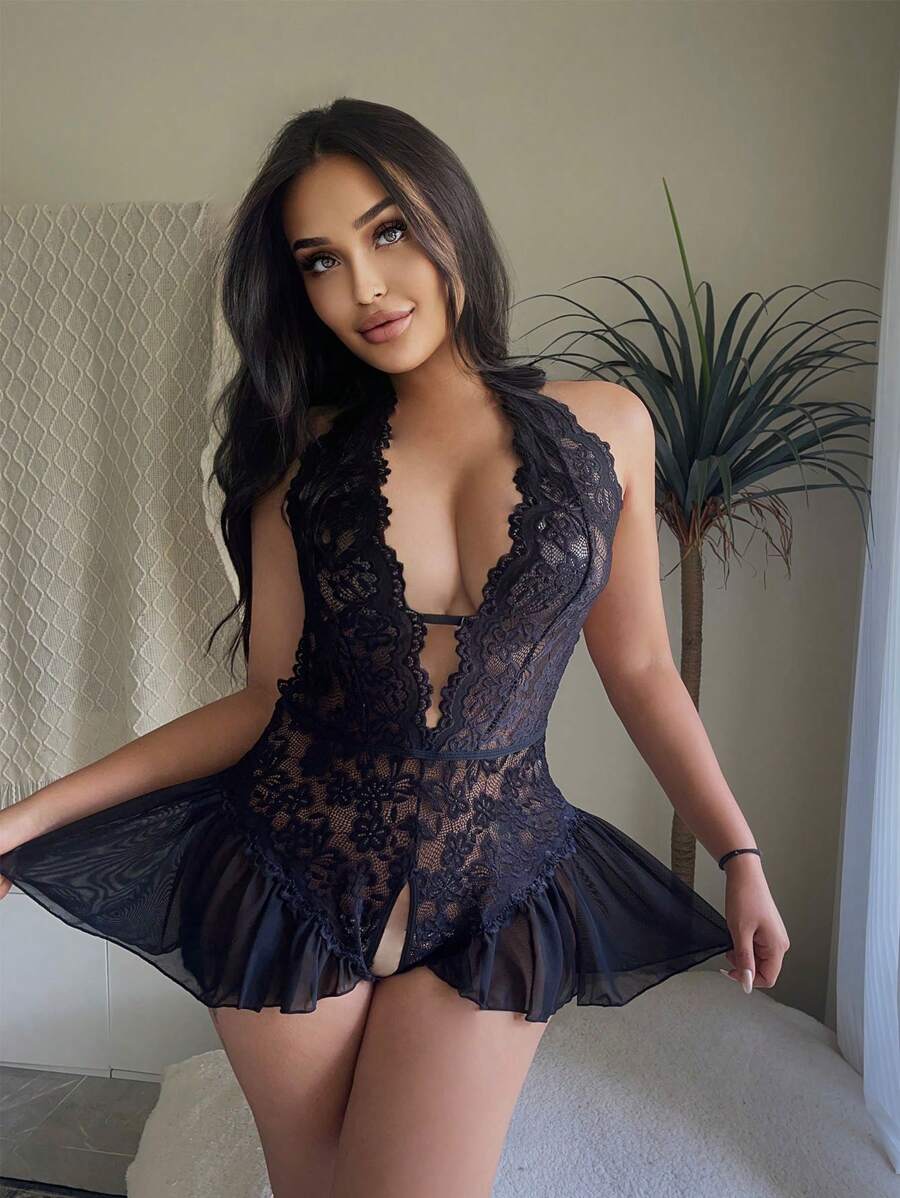 Plus Size Floral Lace Ruffle Hem Teddy Bodysuit