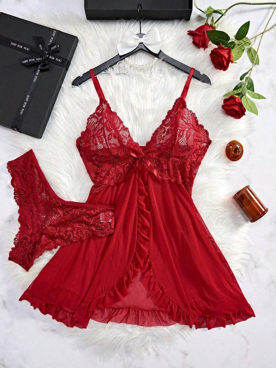 Plus Size Lace & Mesh V-Neck Lingerie Set